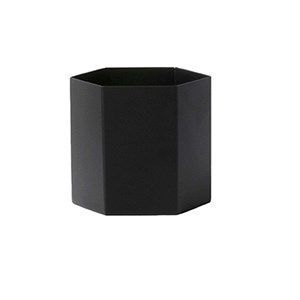 Image of Ferm Living - Hexagon pot i sort - large