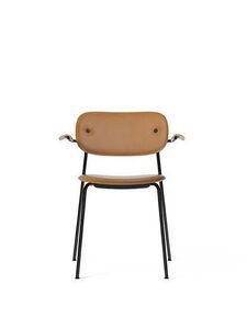 Audo Copenhagen - Co Dining Chair w/Armrest - Black Base - Oak Arms Natural - Cognac