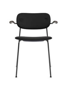 Audo Copenhagen - Co Dining Chair w/Armrest -Black Base - Dark Oak Arms - Sort læder