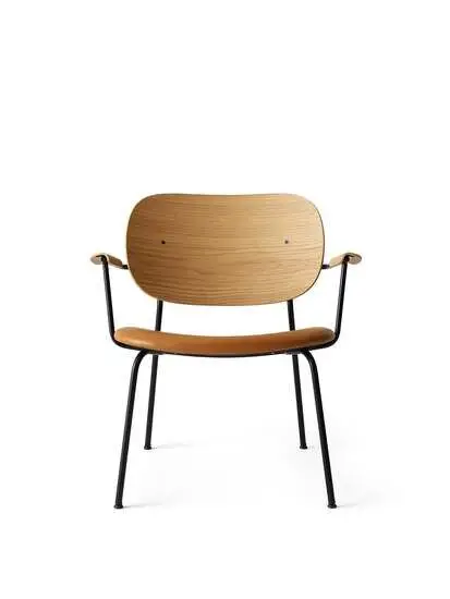 Audo Copenhagen - Co Lounge Chair, Black Steel Base, Upholstered Seat PC1L, Oak Back, Oak Armrest, Natural Oak, EU/US - CAL117 Foam, 0250 (Cognac), Dakar, Dakar, Nevotex