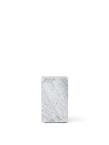 Audo Copenhagen - Plinth Tall, Carrara - Marmor sidebord