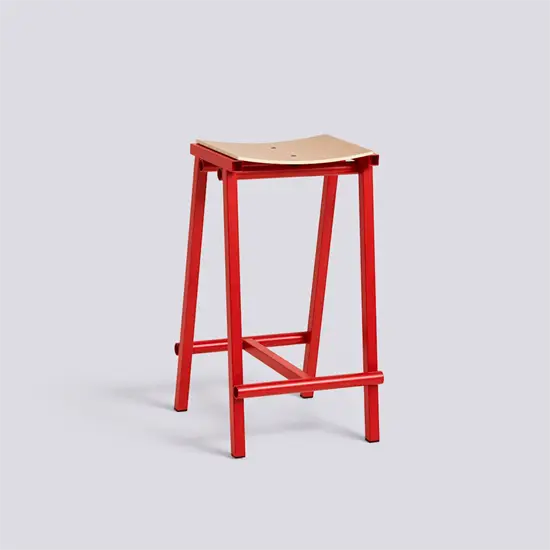 HAY - Taburete 8 Bar Stool - Signal Red - Lacquered Oak Veneer Seat - Lav model 65 cm