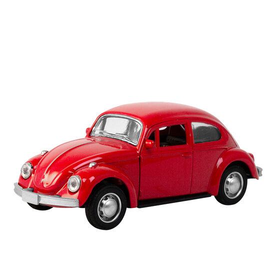 Rød modelbil, der ligner en klassisk Volkswagen Beetle med forlygter og vinduer.