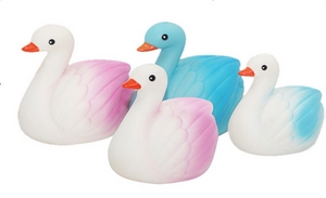 Magni - Flydende bade svaner med lys, assorteret / Magni - Floating bath swan with light, assorted