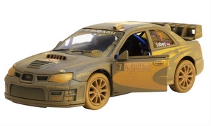 Blå Subaru Impreza WRC modelbil med detaljerede decals, bagspoiler og åben dør.