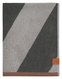 Mette Ditmer - DIAGONAL towel - Dark olive