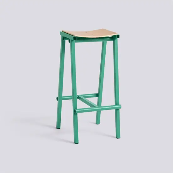 HAY - Taburete 8 Bar Stool - Green Jade - Lacquered Oak Veneer Seat - Høj model 75 cm