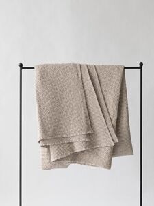 Tell Me More - Miro blanket 140x200 - sand beige