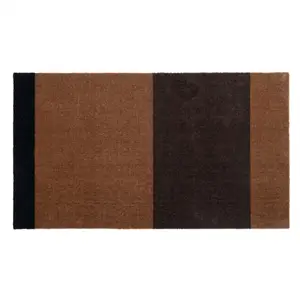 Tica Copenhagen - Smudsmåtte - Stripes Horizon - Cognac/Dark Brown/Black - 60x90 cm